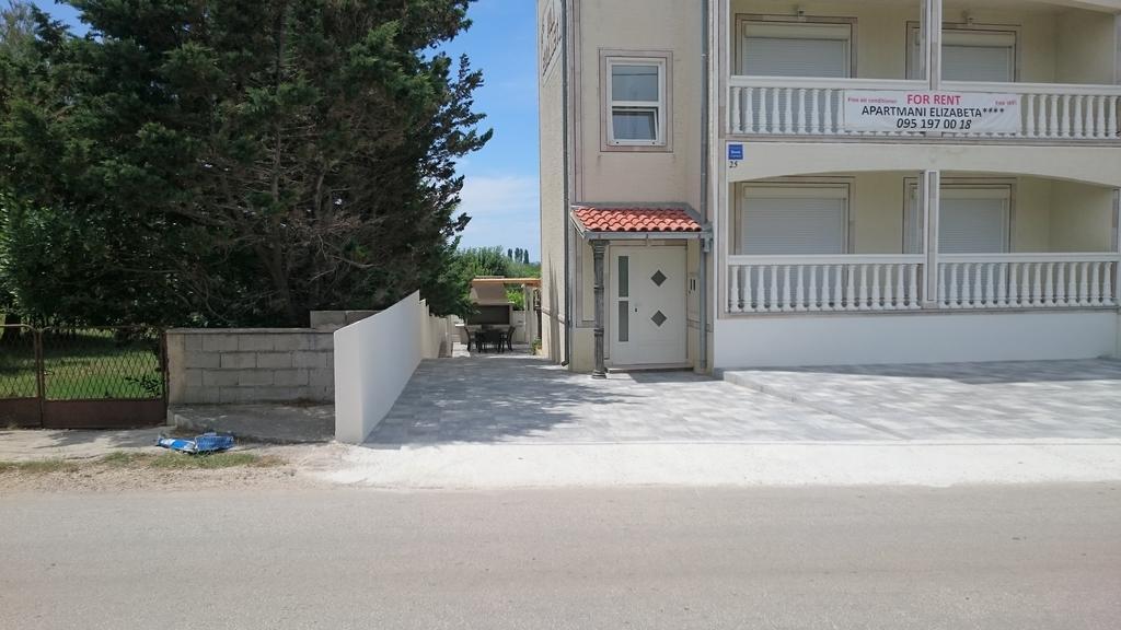 Elizabeta Apartments Nin Exteriér fotografie